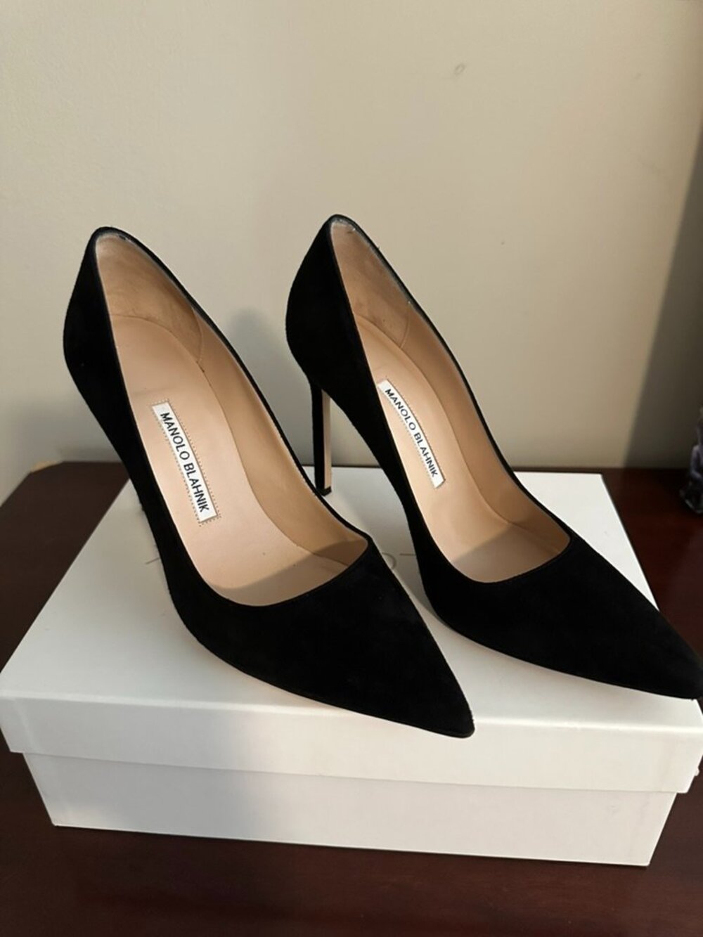 Manolo Blahnik Black Suede 4.25" heels | size 38.5 | US 8.5 | order 1/2 size up!